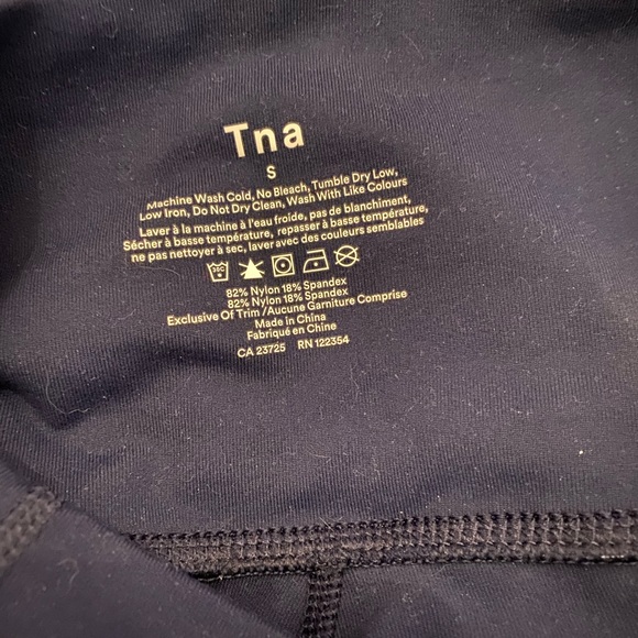 TNA atmosphere legging- SMALL - Picture 4 of 4